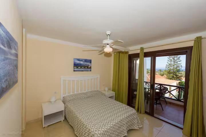 Apartment In Playa De Las Americas 1 외부 사진