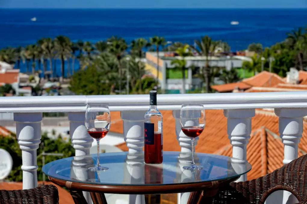 Apartment In Playa De Las Americas 1 외부 사진